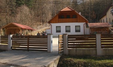 HutaVölgye Vendégház Háromhuta