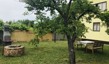 Lellei Pihenőház Balatonlelle