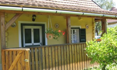 Angyalka Lak Magyarszombatfa