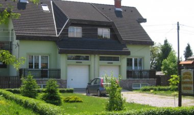 Napsugár Vendégház Maklár