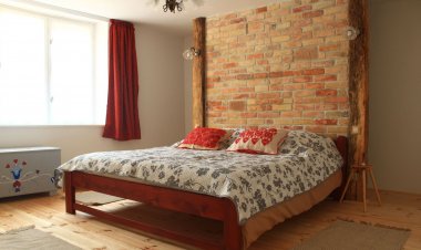 Kis Göncöl Vendégház - Le Petit Chariot Bakonyoszlop