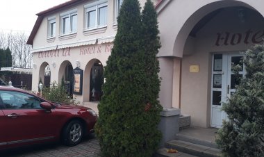 Bavária Hotel és Étterem Abda