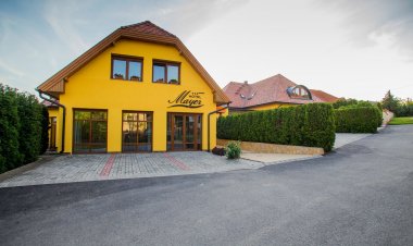 Hotel Mayer Alsóörs