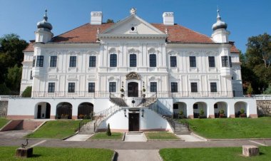 Teleki-Degenfeld Kastélyszálló Szirák