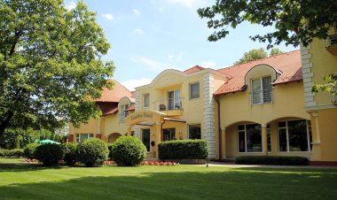 Garden Hotel Szolnok