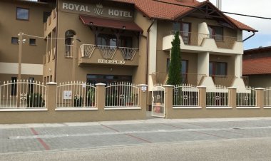 Royal Hotel Cserkeszőlő