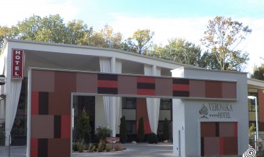 Veronika Hotel Tiszaújváros