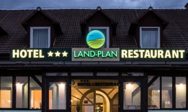 Land Plan Hotel*** & Restaurant Töltéstava