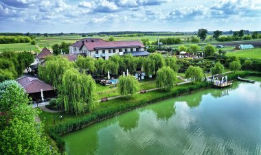 Nádas Tó Park Hotel Vasad