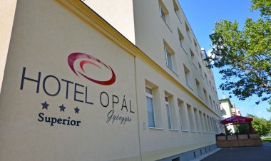 Hotel Opál Gyöngyös