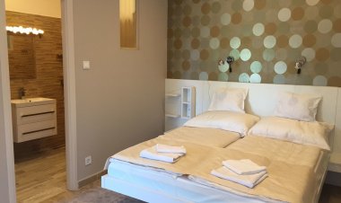 Fészek -Étel és Hotel- Zánka