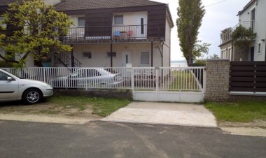 Évi Apartmanok Szántód