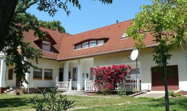 Szűcs Apartman Alsóörs