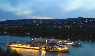 Duna View Apartment Budapest