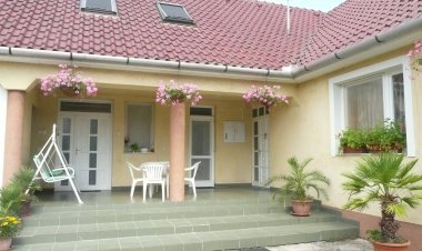 Gyöngyös Apartman Hajdúszoboszló