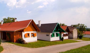 Patóhegyi Borházfalu Petrikeresztúr