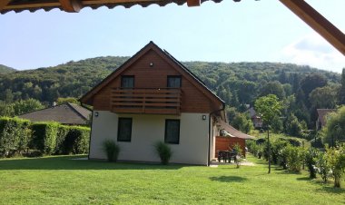 Dunazug Apartmanház Dömös