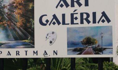 Art Galéria Apartman Gyenesdiás