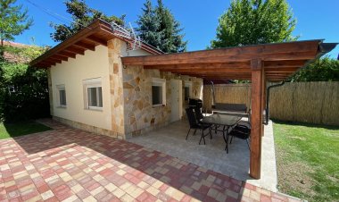 Beach Apartman Gyenesdiás