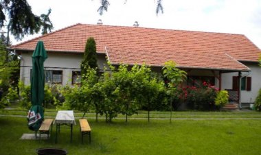 Rózsakert Apartman Poroszló
