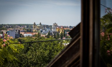 Várlak Apartman Eger