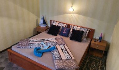 Márton Villa And Apartman