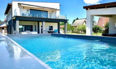 Lelle Sun and Pool Apartments Balatonlelle