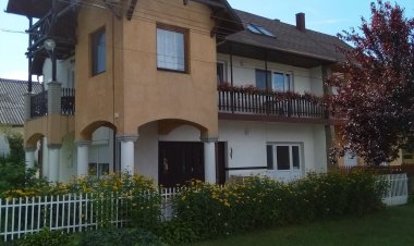 Edit Mama Apartmanja Balatonboglár