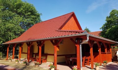 Gyöngy Apartman Berekfürdő