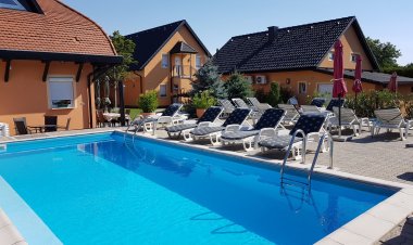 Richie I Apartman & Pool Siófok