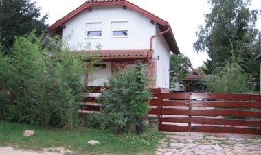 Fűzfa Apartman Tata