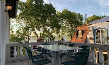 Éva Lak Balatonboglár