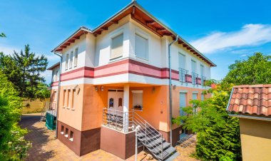 Riviéra Apartmanház Siófok