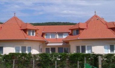 Pihenés Háza Relax Apartman Gyenesdiás