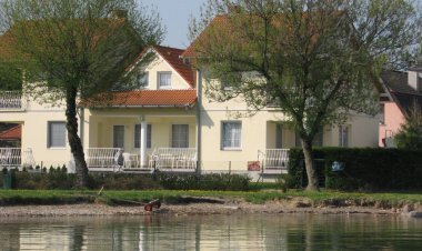 Gabriella Vízparti Apartman Balatonboglár