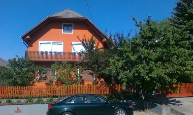 Gyöngyi Apartman Balatonboglár