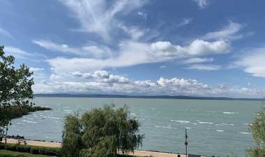 Club218 Lakeside Apartman Siófok