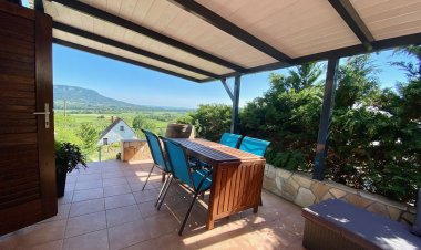 NaphozHolddal Apartman Kisapáti