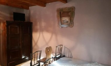 Családiház Múltszázadi Emlékekkel Kisbárapáti