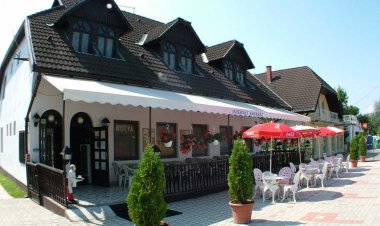 Jamai Apartmanház Balatonboglár