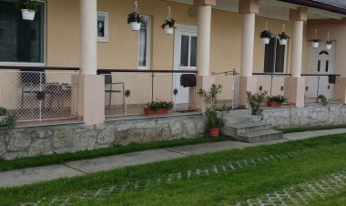Tornácos Apartmanház Sárospatak