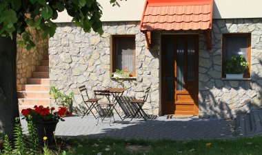 Hárs Apartman Tihany