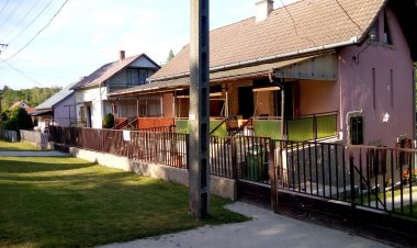 Gyöngy Apartmanház Igal
