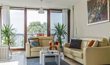 Panoramic Art Apartment with jacuzzi Balatonlelle