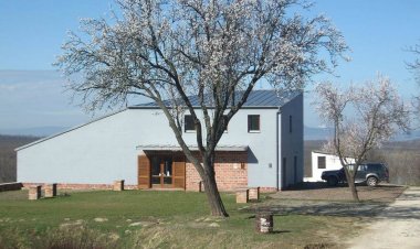 Pócz Pincészet Vendégház Balatonlelle