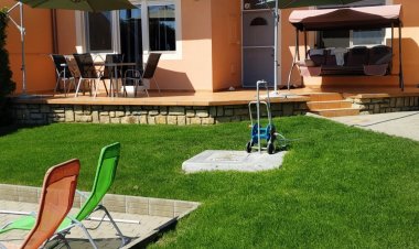 Látvány Apartman Vonyarcvashegy