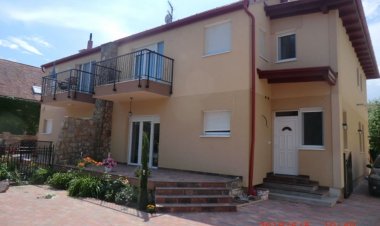 Csokonai Jobb Nagy Apartman Zamárdi