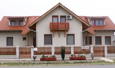 Csipkeház Apartman Cserkeszőlő