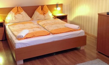 Sárga Apartmanház Balatonfüred