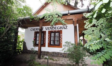 Cserhát Vendégház Felsőtold